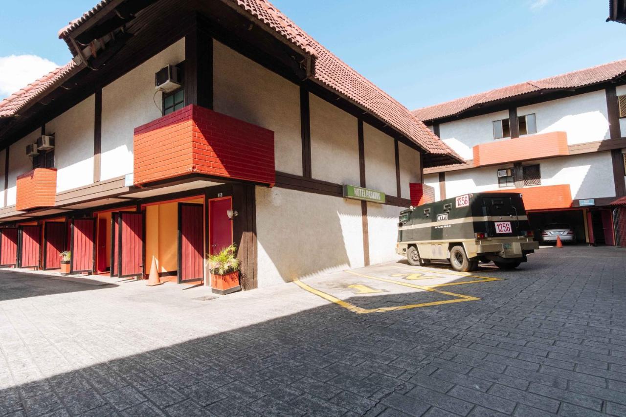Reddoorz Plus @ V Mapa Extension Santa Mesa Manila Eksteriør billede